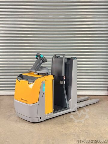 Horizontal-Kommissionierer Jungheinrich ECE 310HP - Service Neu - 3.545Std. - Batterie 84%