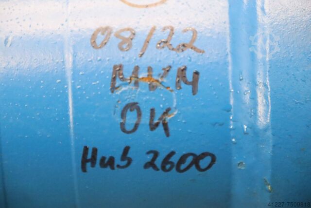 Hidrauliskais cilindrs unbekannt** Hub 2600 mm