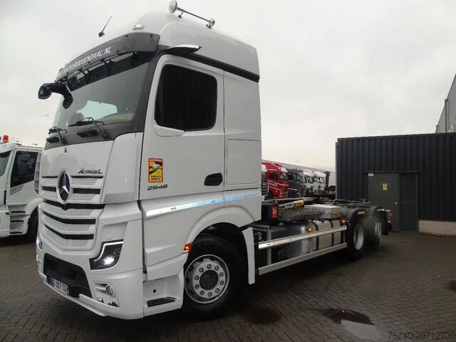 钩臂系统 Mercedes-Benz Actros 2548 + 6x2 + RETARDER + 132.000km + 20TO...