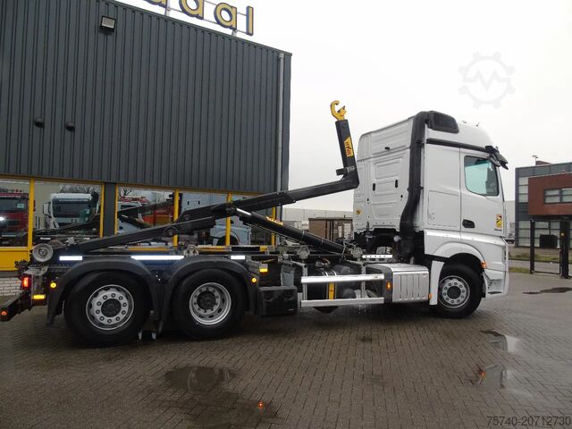 钩臂系统 Mercedes-Benz Actros 2548 + 6x2 + RETARDER + 132.000km + 20TO...