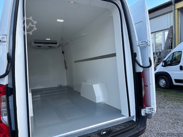 Xe tải đông lạnh Mercedes-Benz Sprinter 315 Maxi Frischdienst Fahrt-Sta