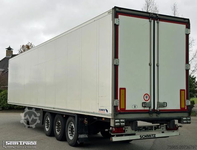 Trailer pendingin SCHMITZ CARGOBULL SCB*S3B CARRIER VECTOR 1550 WITH 5210 ENGINE HOU