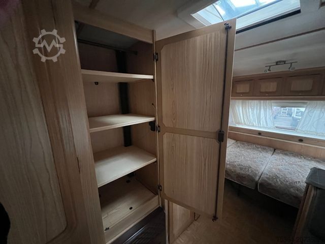 Karavan LMC 490 P FestBett + Etagenbett