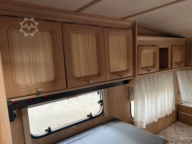 Karavan LMC 490 P FestBett + Etagenbett