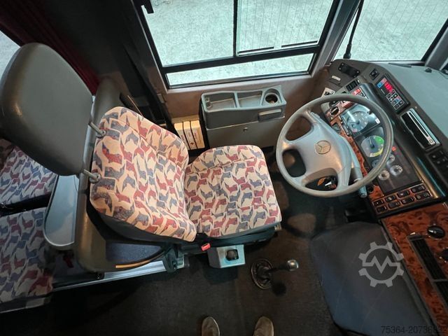 ট্যুরিস্ট কোচ MERCEDES-BENZ Medio 4.2 D 130 kw 26 Sitze Dachklima Ahk Euro 3