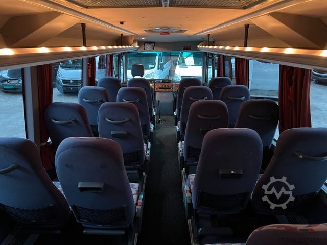 ট্যুরিস্ট কোচ MERCEDES-BENZ Medio 4.2 D 130 kw 26 Sitze Dachklima Ahk Euro 3