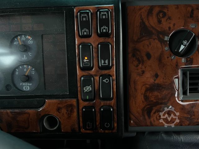 ট্যুরিস্ট কোচ MERCEDES-BENZ Medio 4.2 D 130 kw 26 Sitze Dachklima Ahk Euro 3