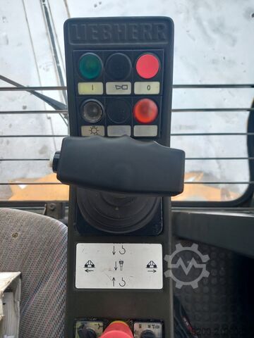 타워크레인 Liebherr 140 EC-H 6 Litronic