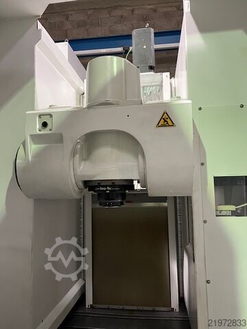 5-axis vertical machining centre MIKRON HPM 1350U TRIPALET