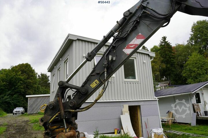 Chain excavator Volvo EC140