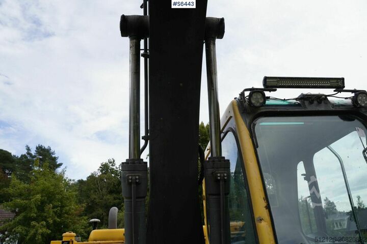 Chain excavator Volvo EC140