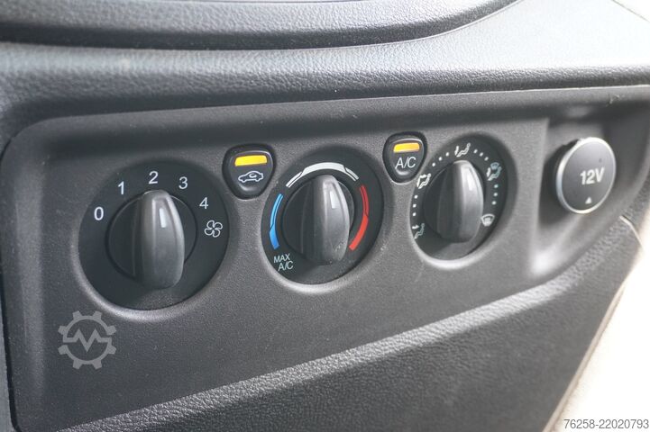 Fourgon tôlé Ford Transit 2.0 TDCI L2H2 EURO 6 - Airco - Cruise -...
