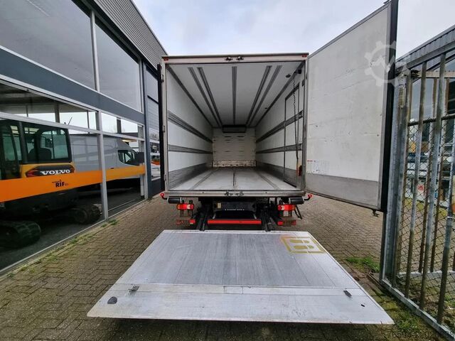 การขนส่งแช่เย็น/แช่แข็ง DAF LF 45.220 Kuhlkoffer Thermoking T1000R LBW ST38...