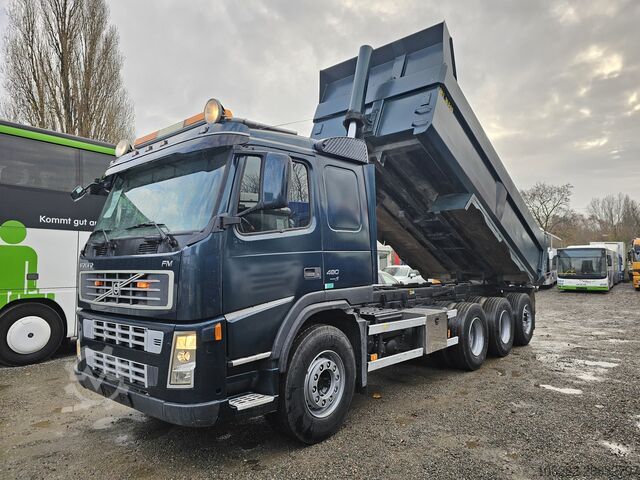 Camión volquete VOLVO FM-480-37 8x4 Kipper Ad-Blue Lift-Lenk