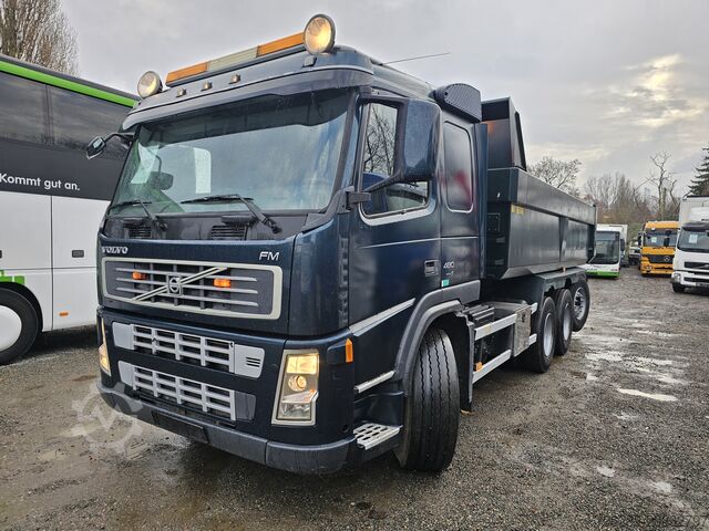 Camión volquete VOLVO FM-480-37 8x4 Kipper Ad-Blue Lift-Lenk