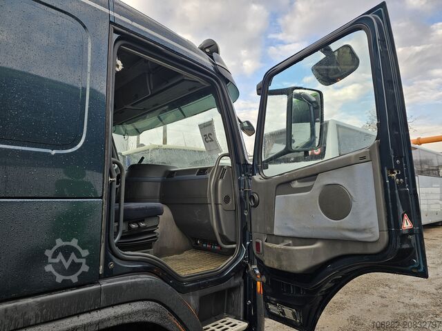 Camión volquete VOLVO FM-480-37 8x4 Kipper Ad-Blue Lift-Lenk