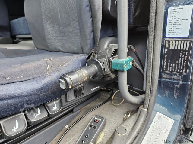 Camión volquete VOLVO FM-480-37 8x4 Kipper Ad-Blue Lift-Lenk