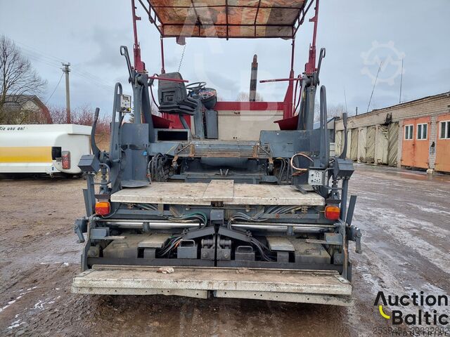Pavimentadora Demag DF 90 P
