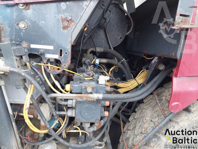 Pavimentadora Demag DF 90 P