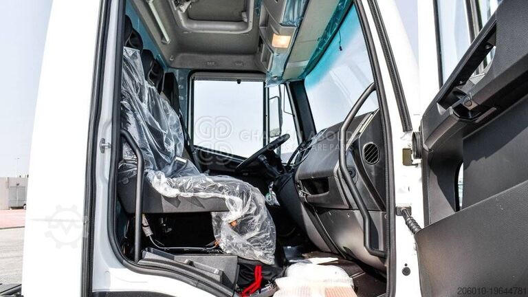 Khung xe có cabin lái IVECO EUROCARGO ML150
