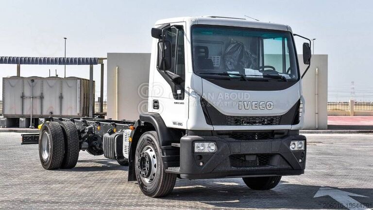Khung xe có cabin lái IVECO EUROCARGO ML180