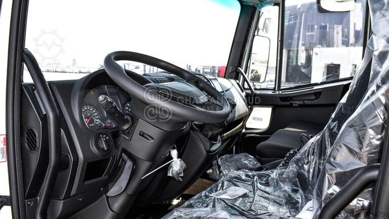 Khung xe có cabin lái IVECO EUROCARGO ML180