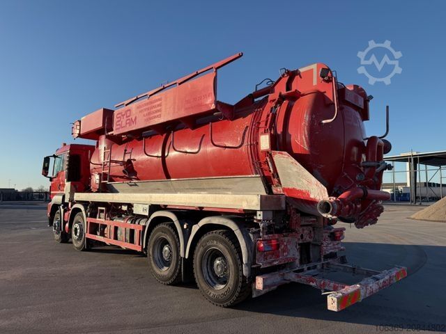 Vacuum tank truck MAN TGS 41.400 8X4 BB Naaktgeboren VP-8000 14.000 L