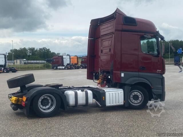 Vakio vetoauto  Actros 1845 LS nRL Low Liner