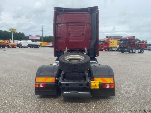 Vakio vetoauto  Actros 1845 LS nRL Low Liner