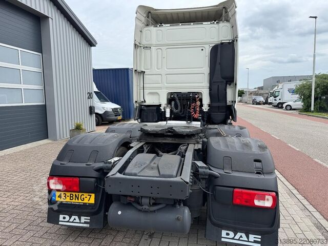 SZM tiêu chuẩn DAF XF480 FTG 6x2T Steering- Lift Axle