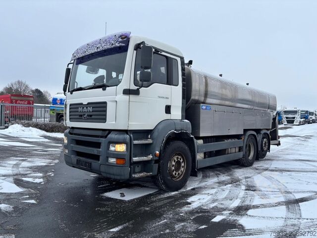 Cisternové vozidlo MAN TGA 26.360 Edelstahltankaufbau