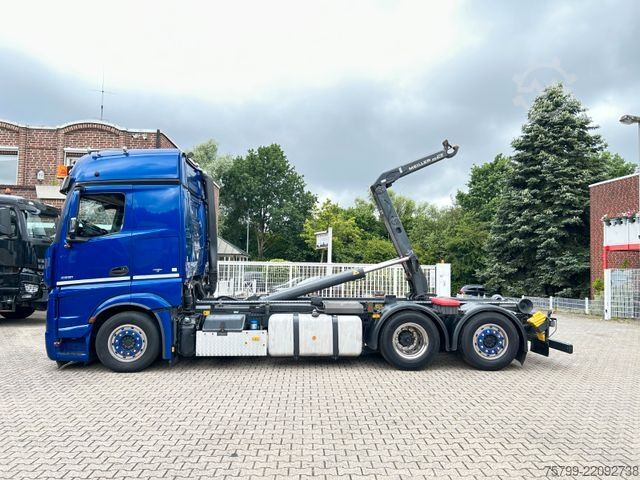 卷臂钩自卸卡车 MERCEDES-BENZ 2551 Actros MEILLER Abroller 6x2