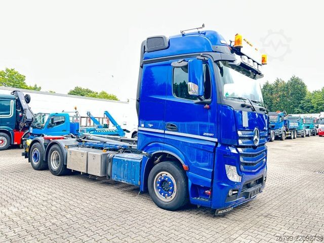 卷臂钩自卸卡车 MERCEDES-BENZ 2551 Actros MEILLER Abroller 6x2