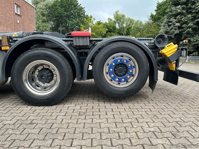 卷臂钩自卸卡车 MERCEDES-BENZ 2551 Actros MEILLER Abroller 6x2