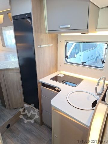 Caravana semiintegrada CARADO T 328 Hubbett
