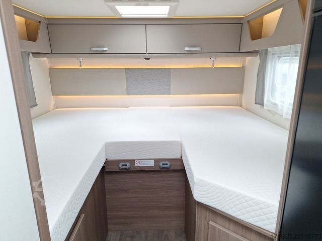 Caravana semiintegrada CARADO T 328 Hubbett