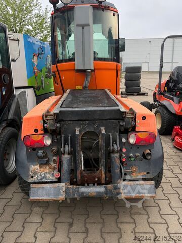 नगरपालिका वाहन / उपकरण धारक Holder C 250