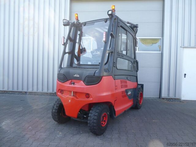 电动四轮叉车 Linde E45HL-01/600