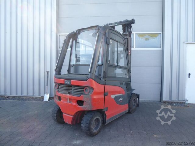 इलेक्ट्रिक 4 व्हील फोर्कलिफ्ट Linde E25-01
