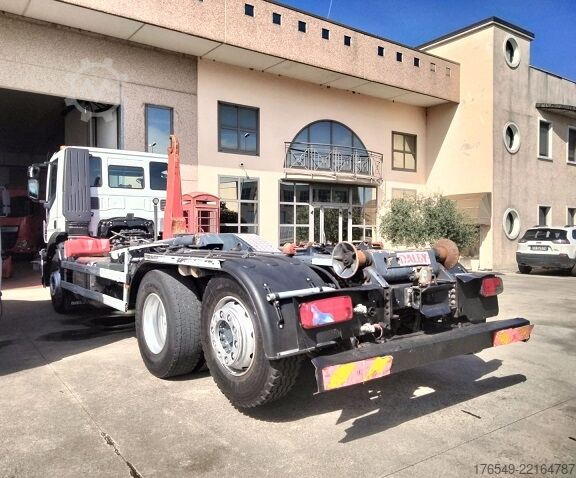 可拆卸挂钩 Iveco AD 260S46 Y/PS