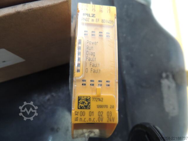Módulo E/S Pilz PNOZ m EF 8DI4DO 772142