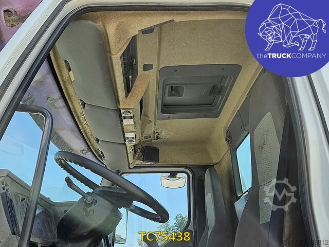 垃圾车 Renault Kerax 420