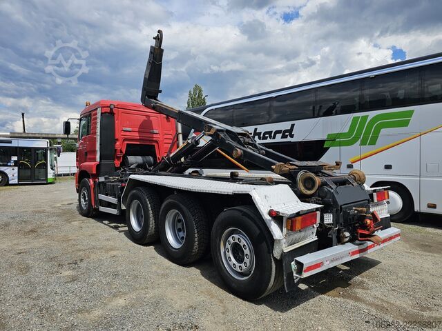 TGA 35.463 FDLC 8x4 suspensi daun/udara dengan gandar kemudi MAN TGA 35.463 FDLC 8x4 Blatt/Luft Lenkachse