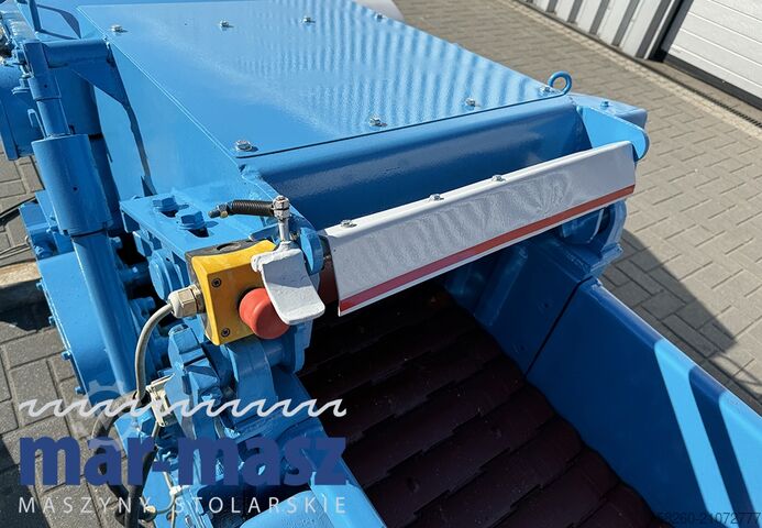 Rębak Rozdrabniacz do drewna JENZ HE180-500WEA z gąsienicą