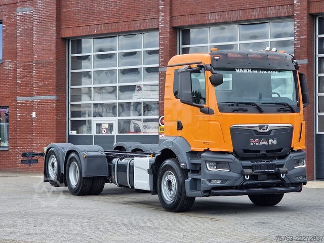 Chasis con cabina MAN TGS 26.520 6x2*4 - NEW - PTO/Hydraulic - Retard...