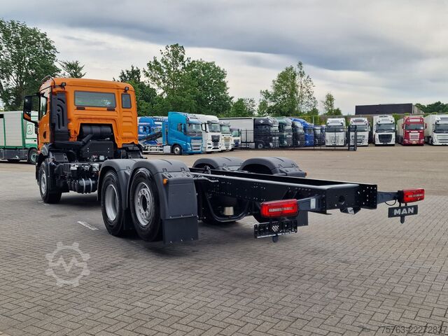 Chasis con cabina MAN TGS 26.520 6x2*4 - NEW - PTO/Hydraulic - Retard...