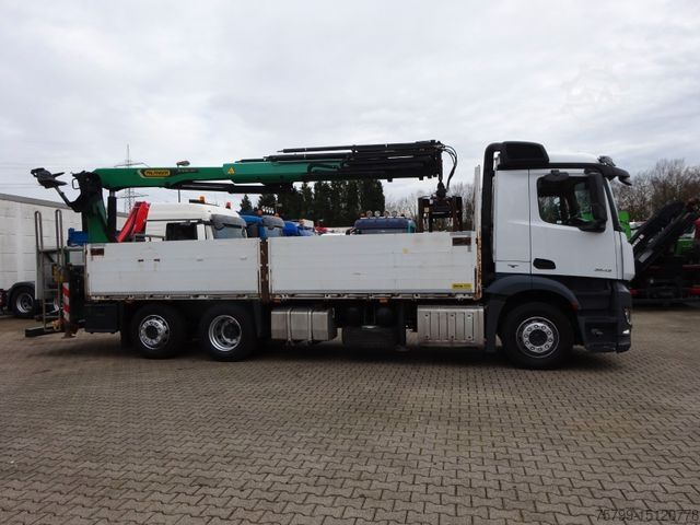 Lastbilsmonterad kran MERCEDES-BENZ 2543 Antos Baustoff +PK 26001  bis 20 m Auslage