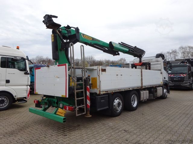 Lastbilsmonterad kran MERCEDES-BENZ 2543 Antos Baustoff +PK 26001  bis 20 m Auslage