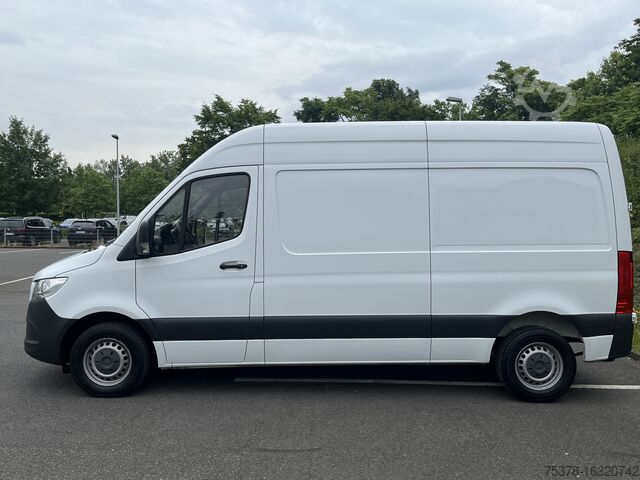 Tovornjak z zabojnikom Mercedes-Benz Sprinter 211 CDI Kasten Ho&La Klima