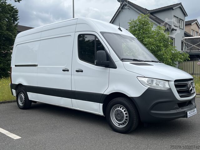 Tovornjak z zabojnikom Mercedes-Benz Sprinter 211 CDI Kasten Ho&La Klima